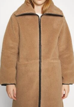 ARKET Training Jacket - Dark Beige 13 ARKET Training Jacket - Dark Beige -Arket e76463830cae495fbd597b39cc2818b1