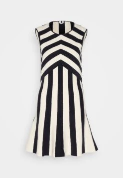 ARKET Jumper Dress - Jumper Dress 10 ARKET Jumper Dress - Jumper Dress -Arket e92abb1395e14d2f908c4c4adcd105ee