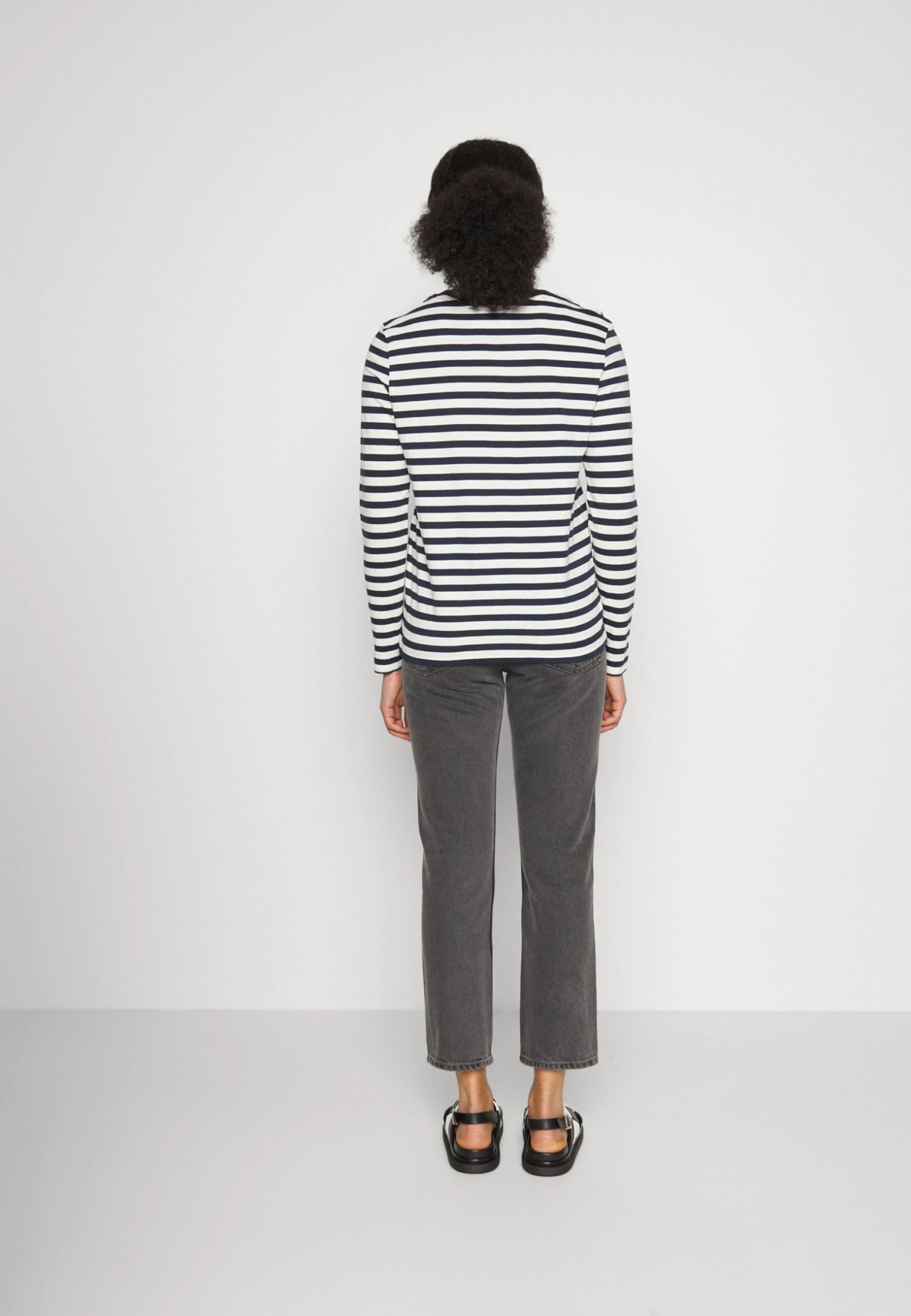 ARKET Straight Leg Jeans - Vintage Black 5 ARKET Straight Leg Jeans - Vintage Black - Image 5