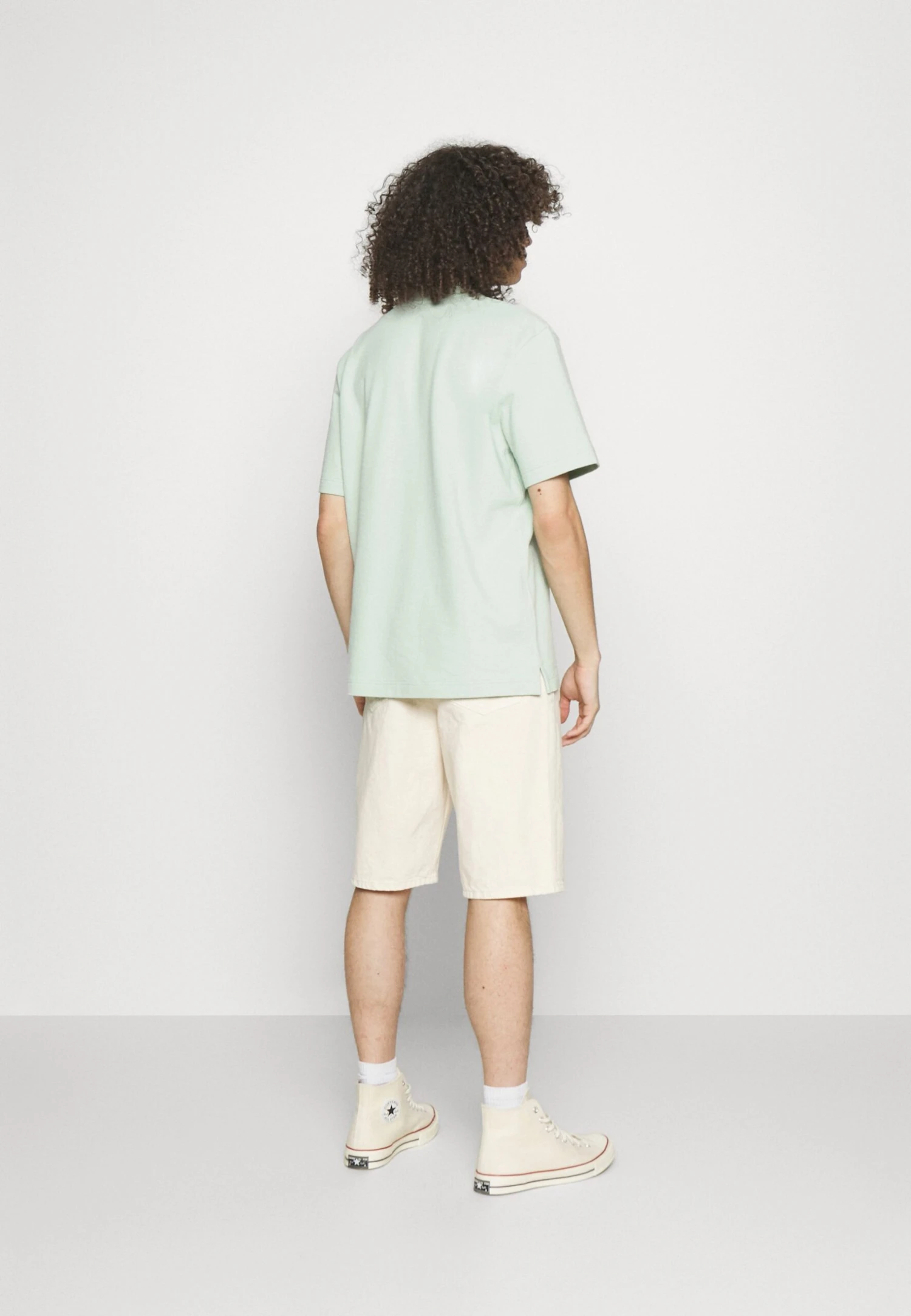 ARKET Basic T-Shirt - Green 3 ARKET Basic T-Shirt - Green - Image 3