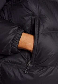 ARKET Winter Jacket - Black -Arket f445c4c8f3594c82b141c7920a2f143f