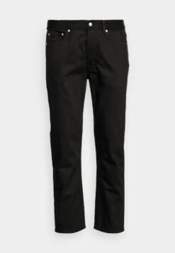 ARKET Relaxed Fit Jeans - Black 8 ARKET Relaxed Fit Jeans - Black -Arket fe1b0df59c5d4f67925a3b4525863623