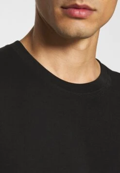 ARKET Malte - Print T-Shirt - Black Dark 11 ARKET Malte - Print T-Shirt - Black Dark -Arket ff824f17cf474c4082747a1f50eef380